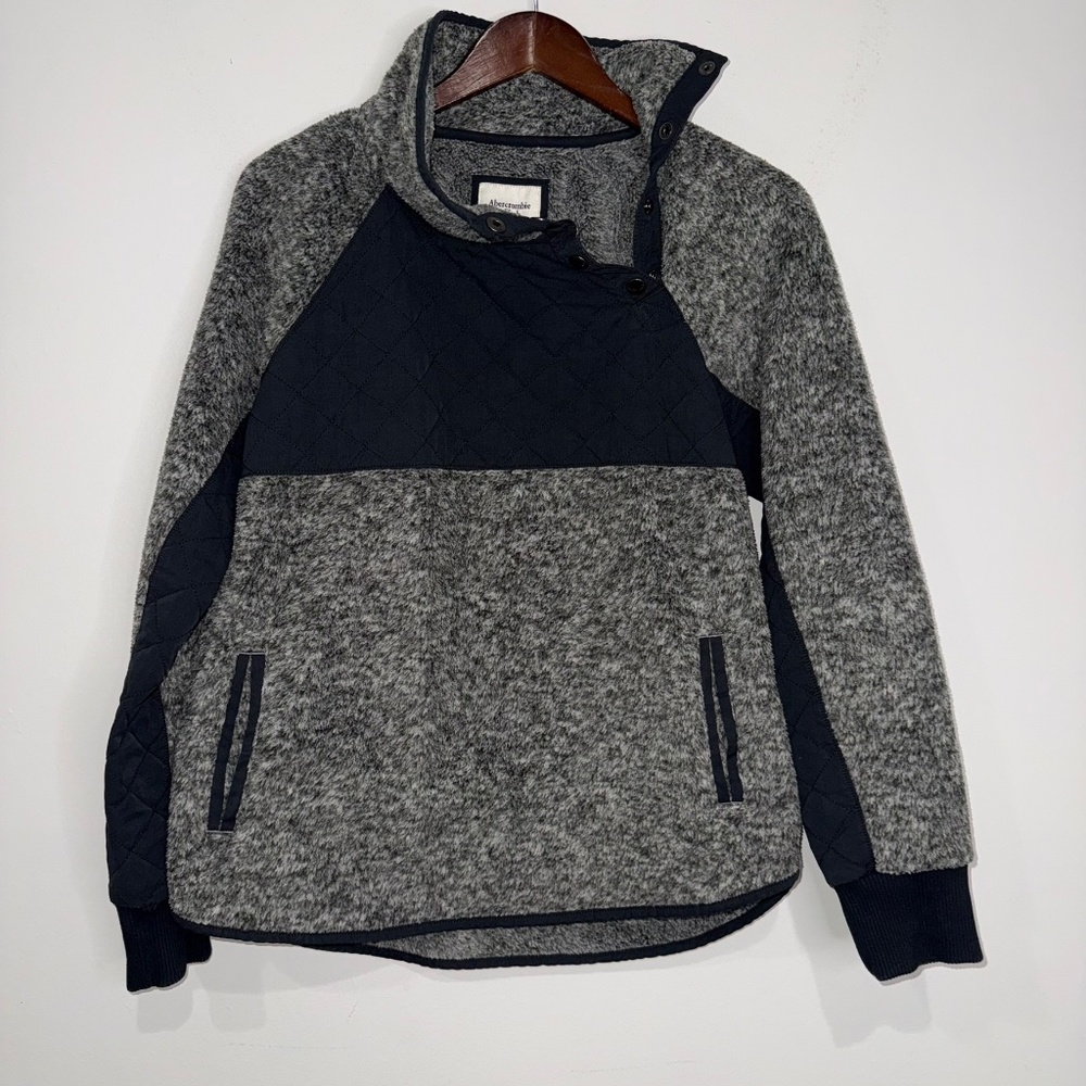 ABERCROMBIE & FITCH Womens Small Gray Black 1/4 Snap Long Sleeve Pullover Shirt - Picture 2 of 7